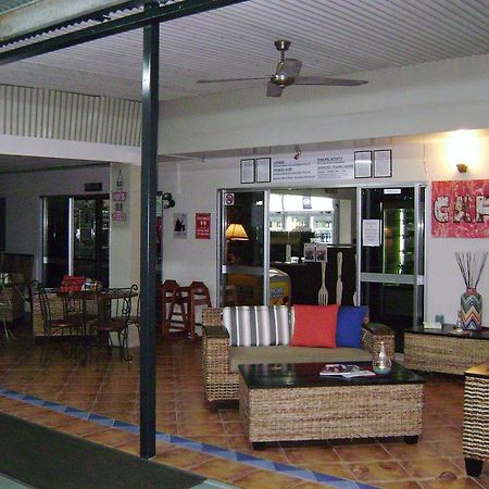 Bramston Beach Motel Bagian luar foto