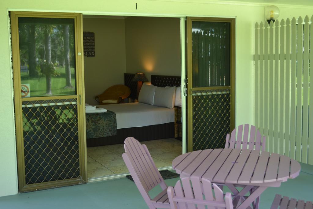 Bramston Beach Motel Ruang foto