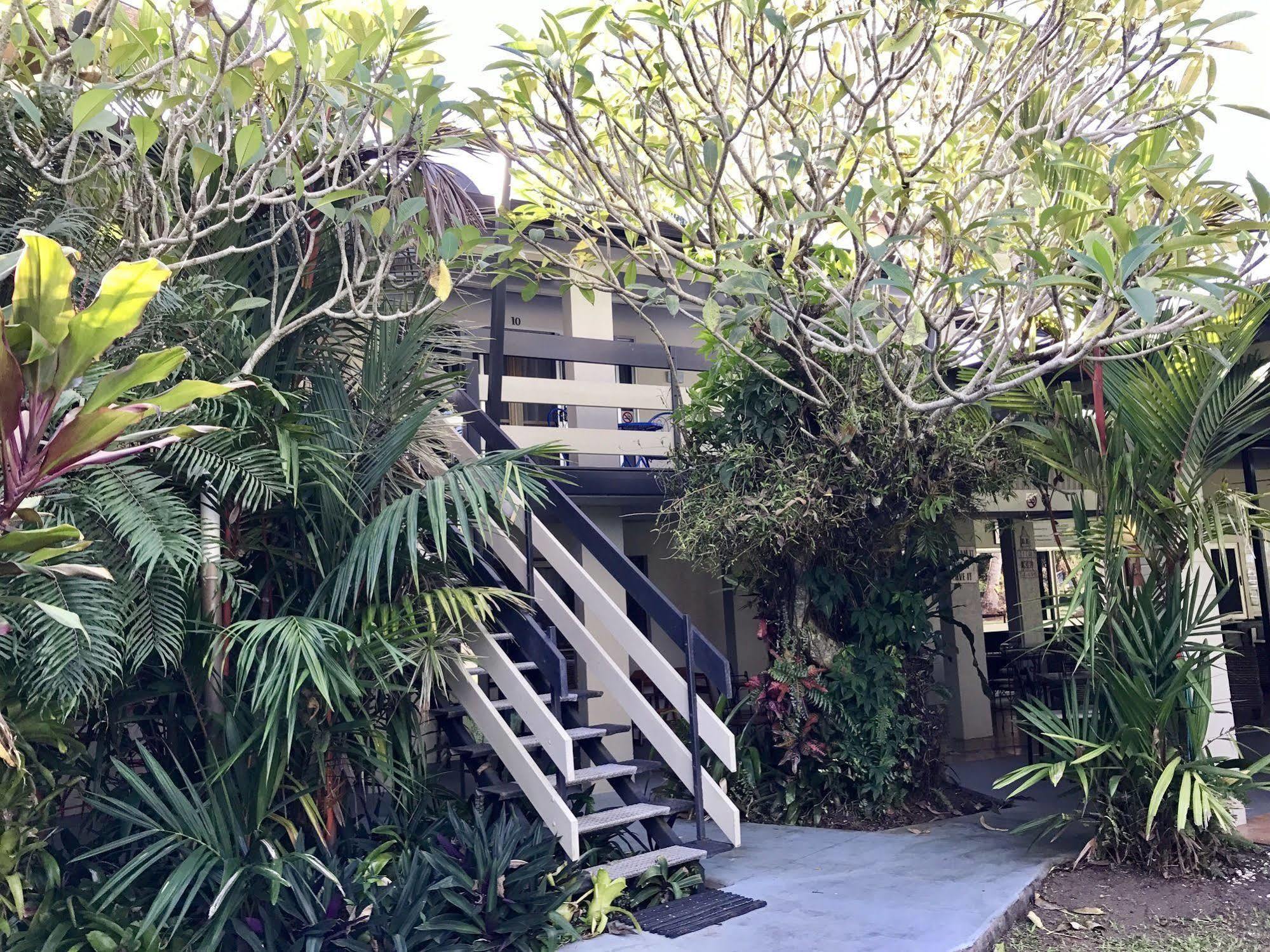 Bramston Beach Motel Bagian luar foto